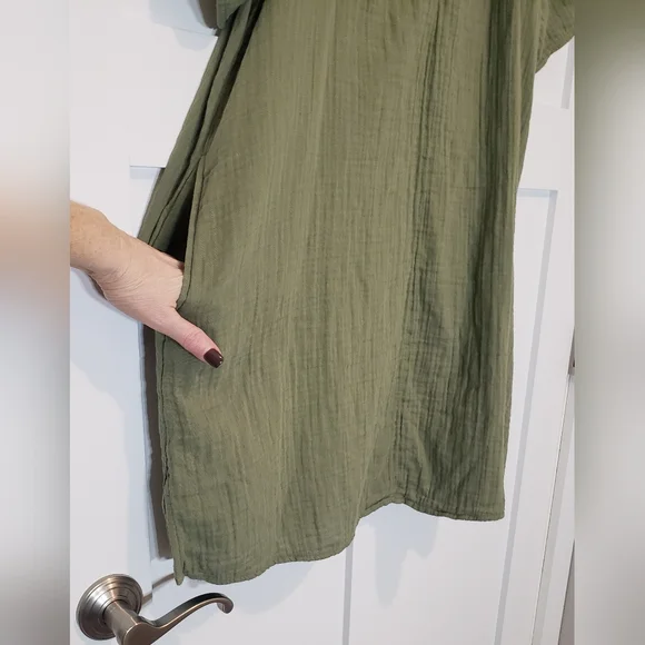 Old Navy Knee Length Dress All Cotton Ruffled V Neck Short Sleeves Olive Large - Picture 3 of 11